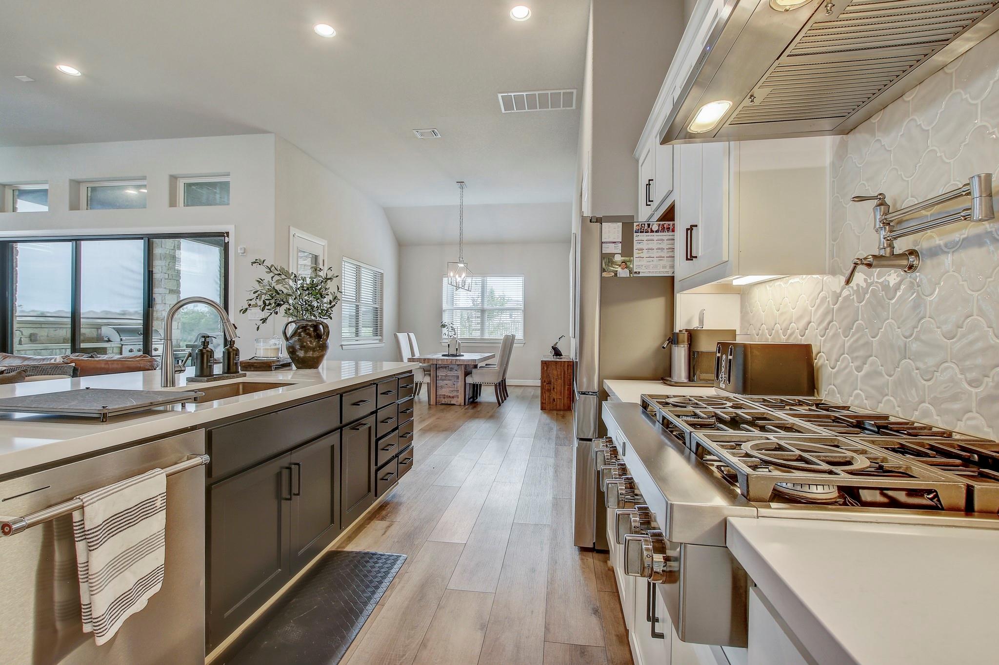 210 Fairdale Cove Austin TX 78738