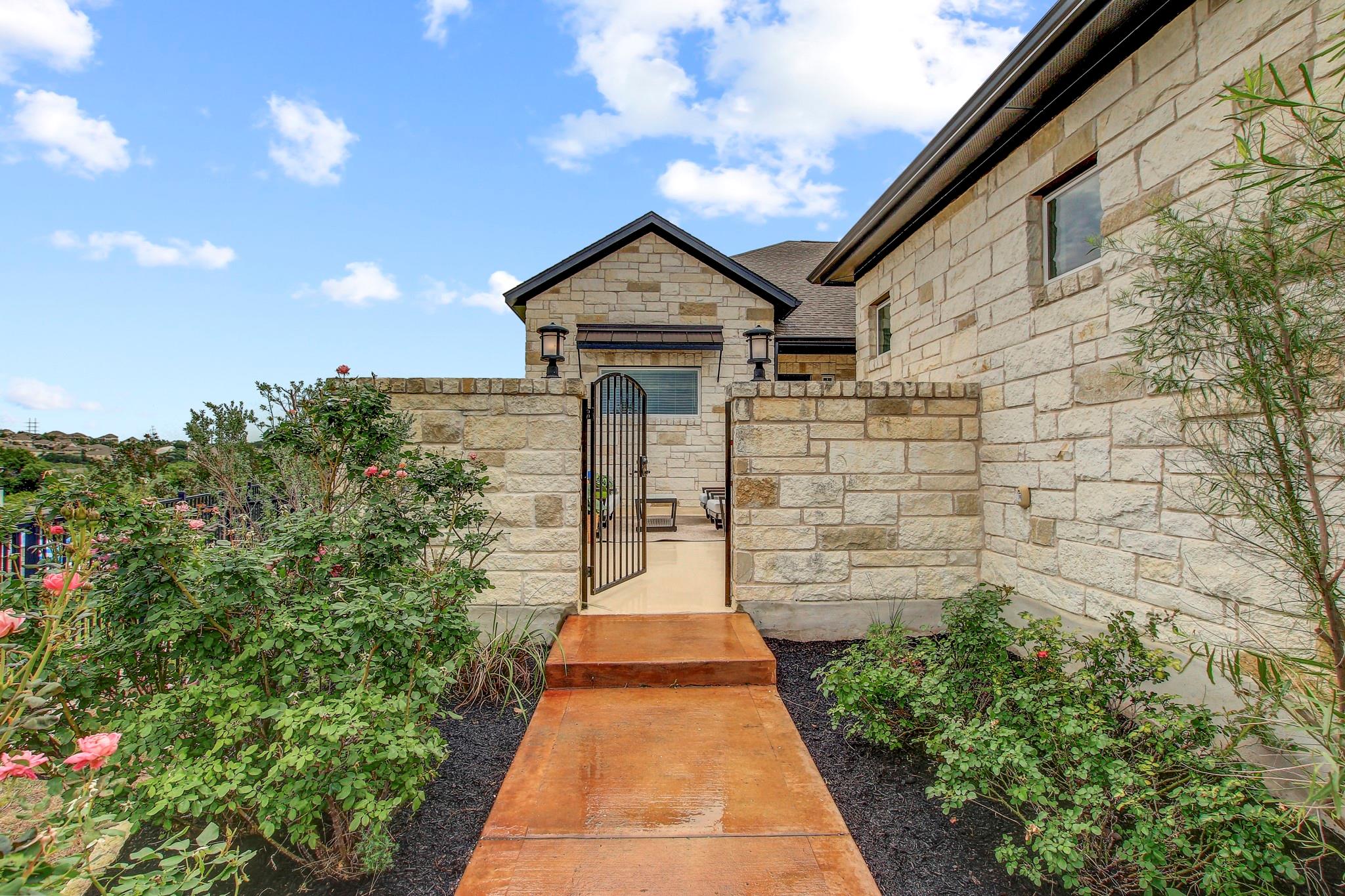 210 Fairdale Cove Austin TX 78738