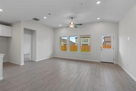 261 Ironshoe Trail Liberty Hill TX 78642