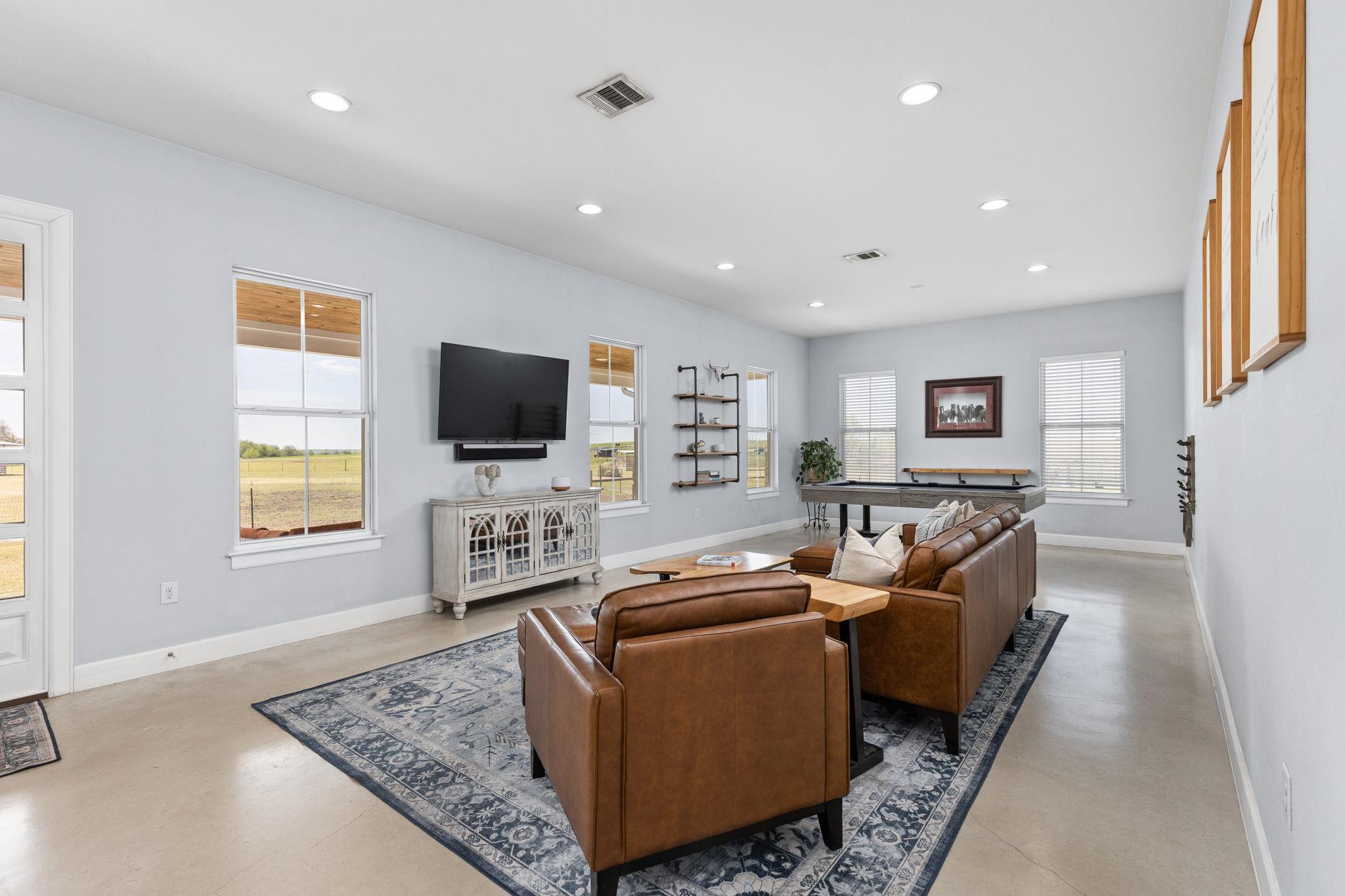 22001 Fm 971 Granger TX 76530
