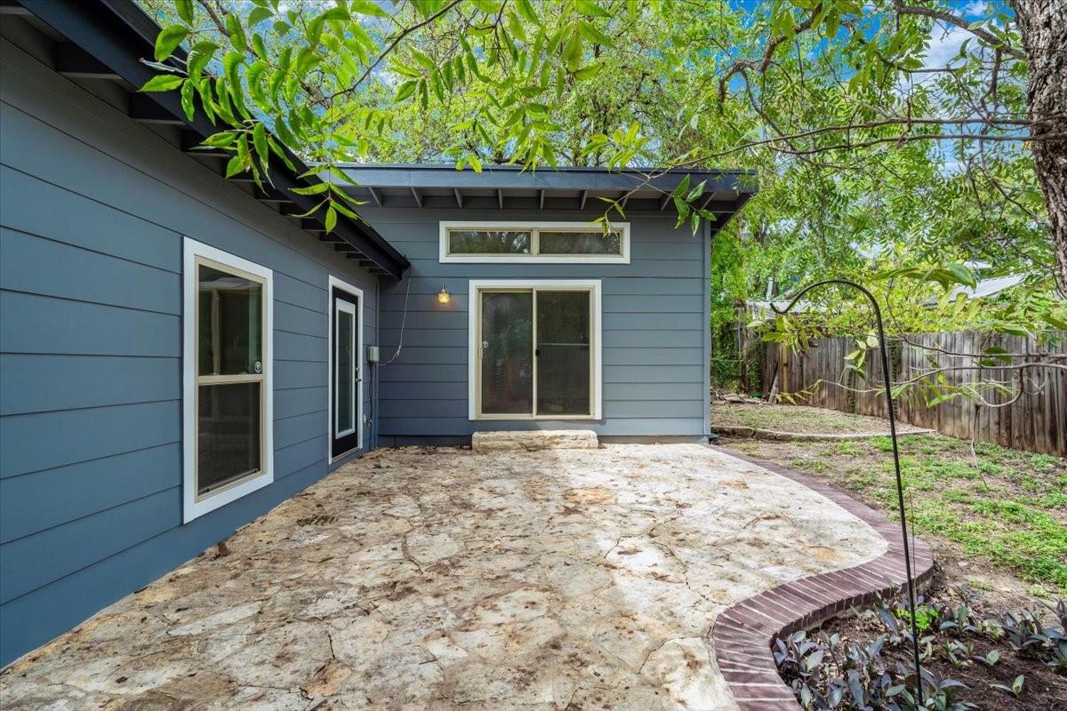 2006 De Verne Street Austin TX 78704