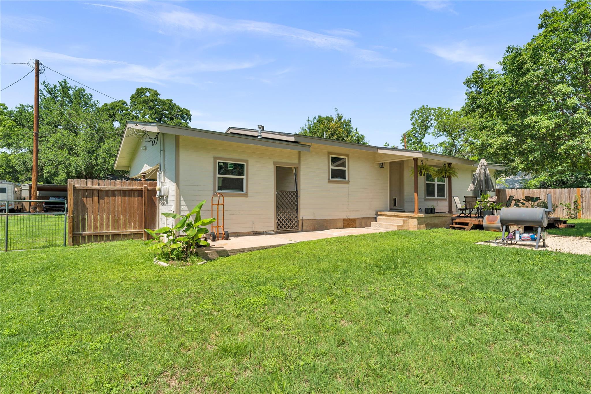 209 E Live Oak Street Burnet TX 78611