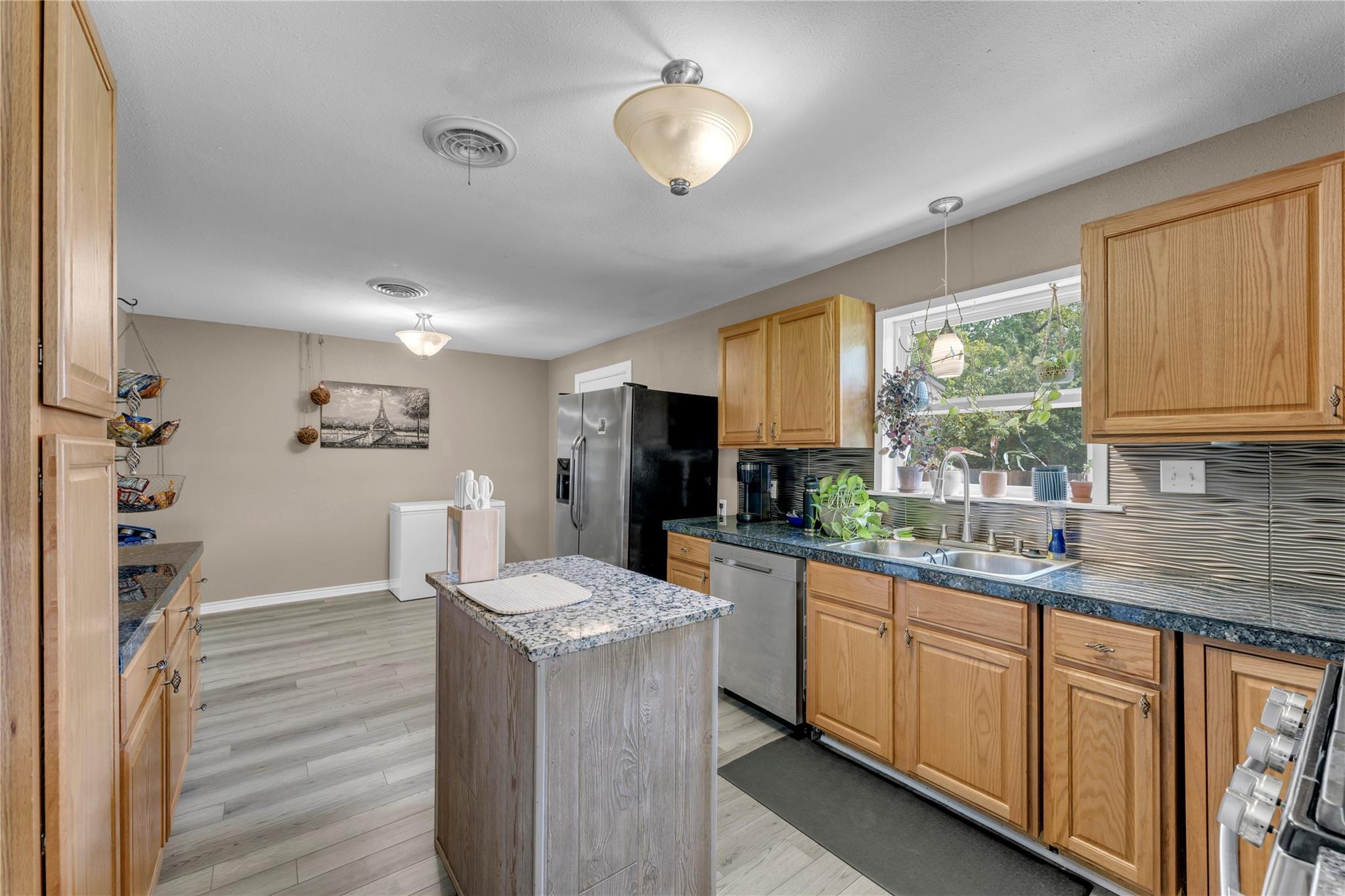 209 E Live Oak Street Burnet TX 78611