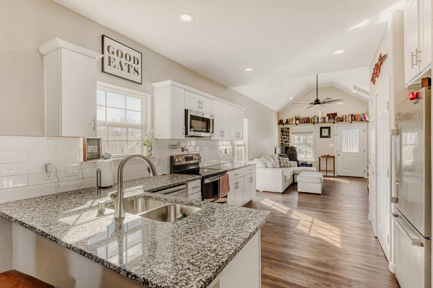 226 Spruce Avenue Luling TX 78648