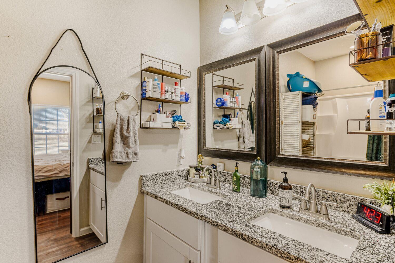 226 Spruce Avenue Luling TX 78648
