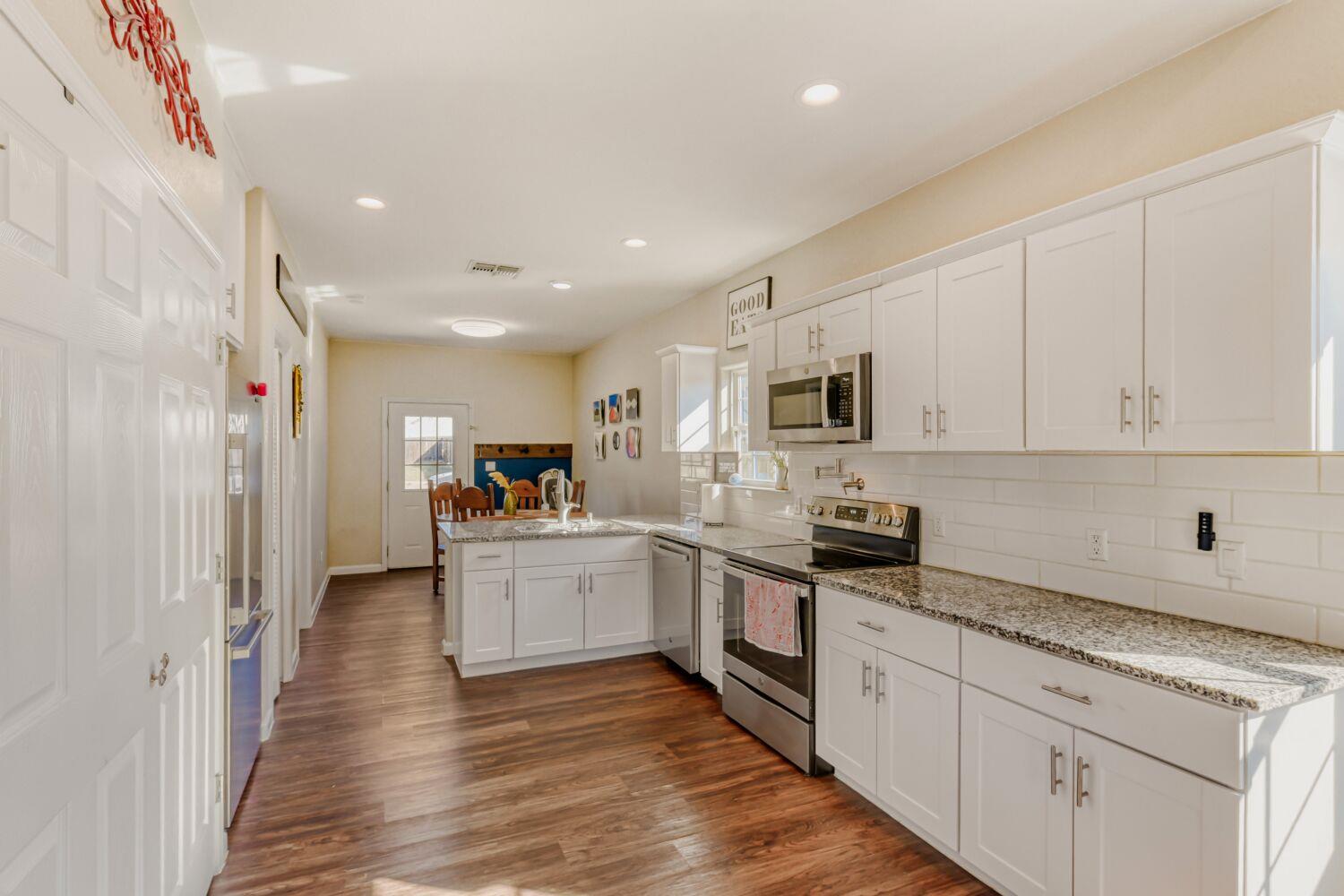226 Spruce Avenue Luling TX 78648