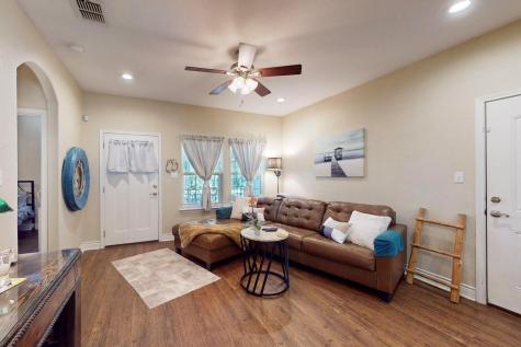 1118 Lonesome Canyon Lake TX 78133