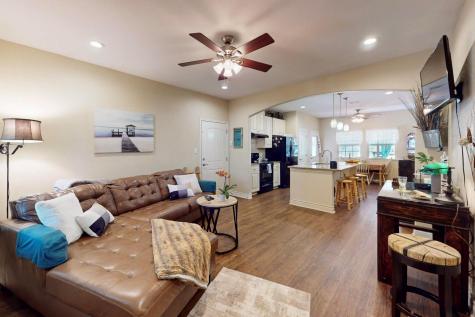 1118 Lonesome Canyon Lake TX 78133