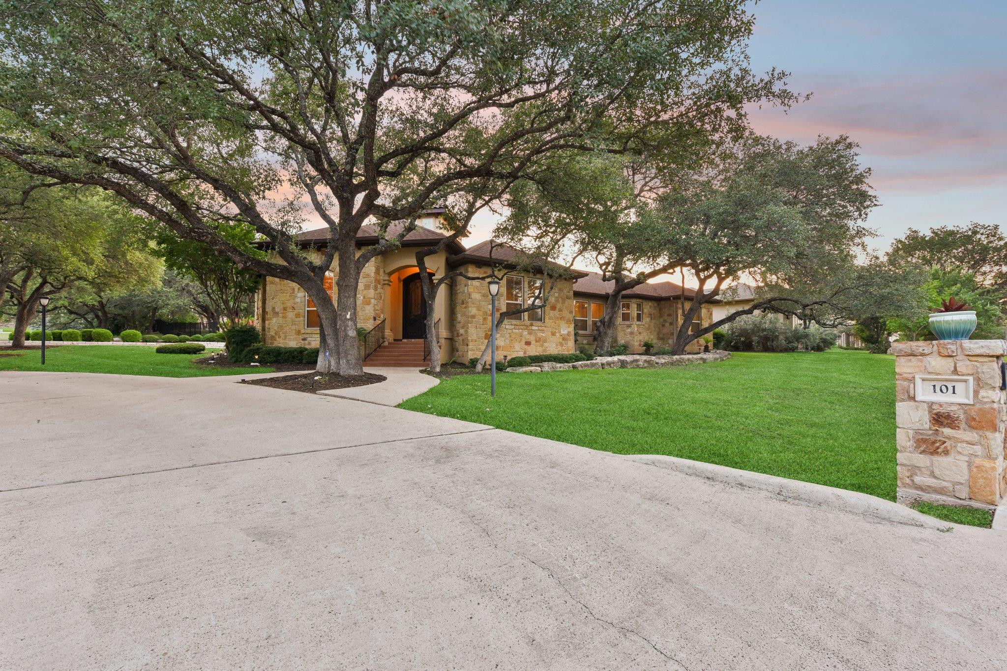 101 Indian Bend Drive Austin TX 78734