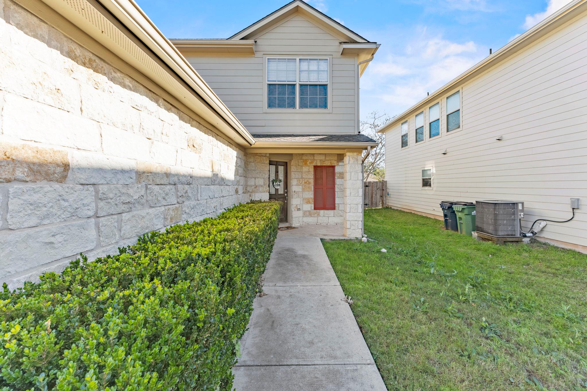 368 Housefinch Loop Leander TX 78641