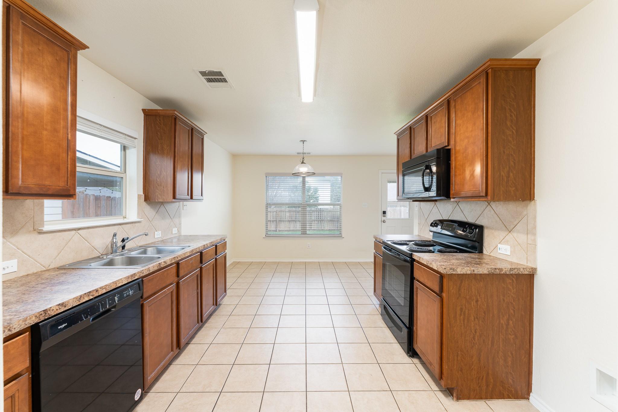 368 Housefinch Loop Leander TX 78641