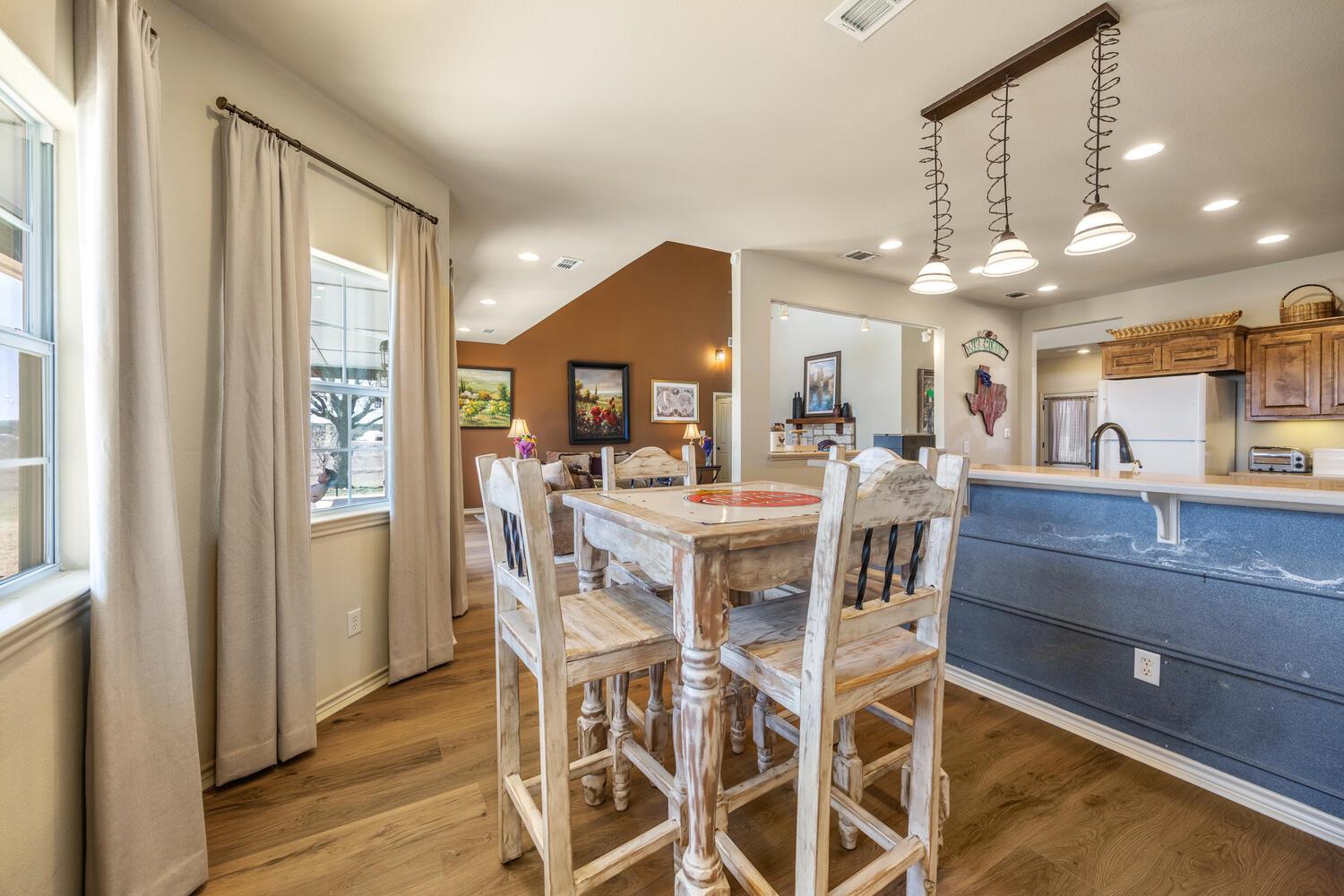 192 Indian Oaks Pass Blanco TX 78606