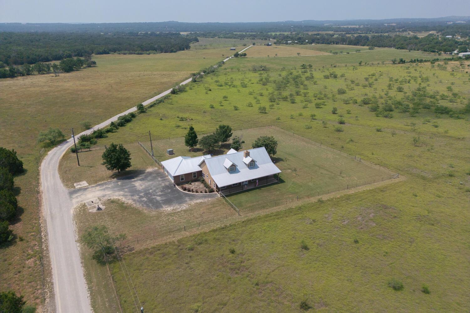 192 Indian Oaks Pass Blanco TX 78606