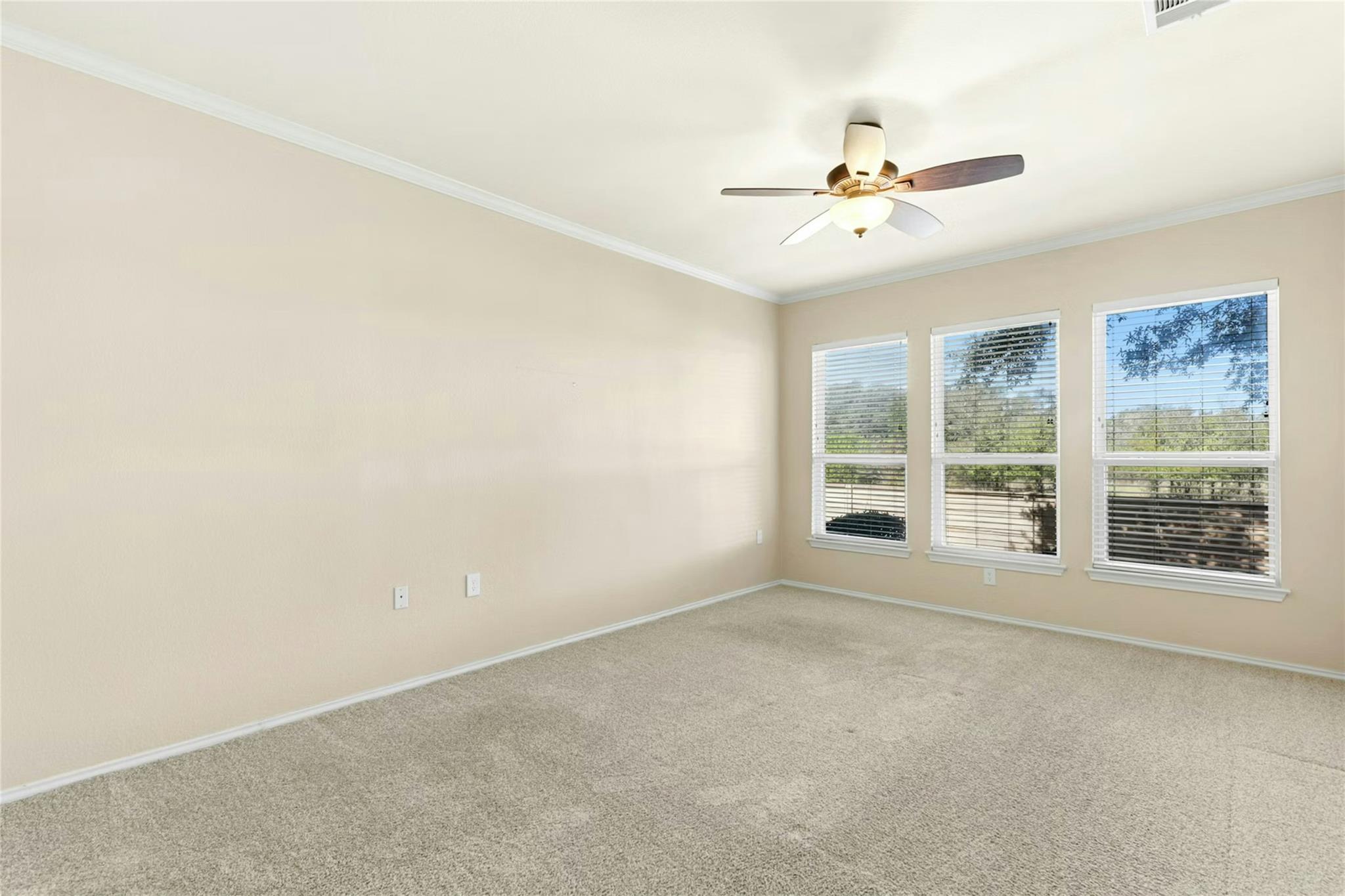 215 Bonham Loop Georgetown TX 78633