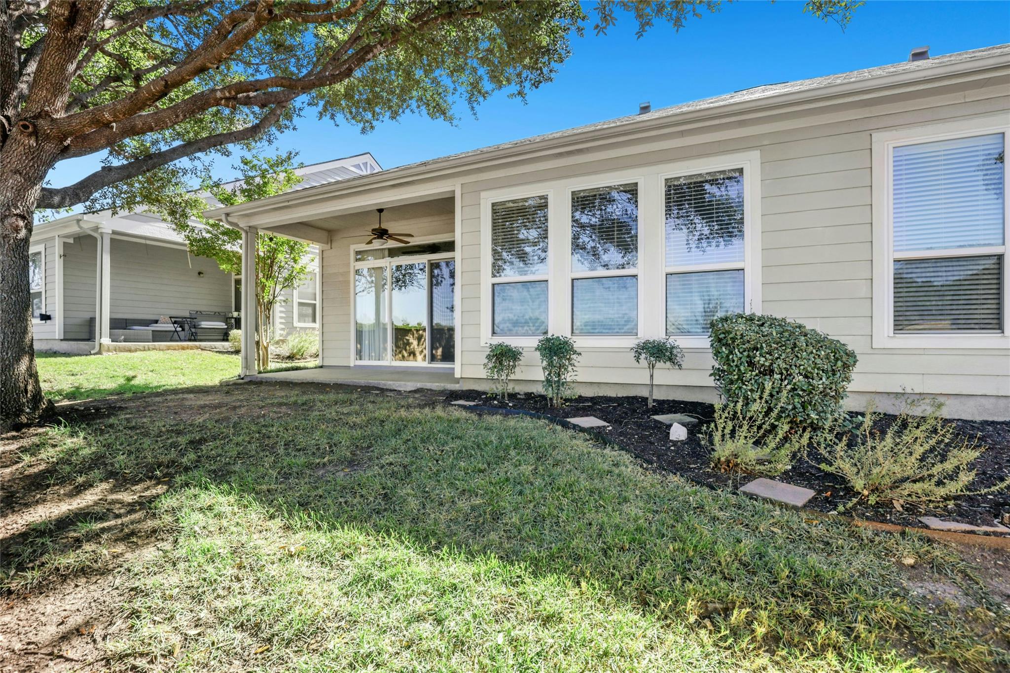 215 Bonham Loop Georgetown TX 78633