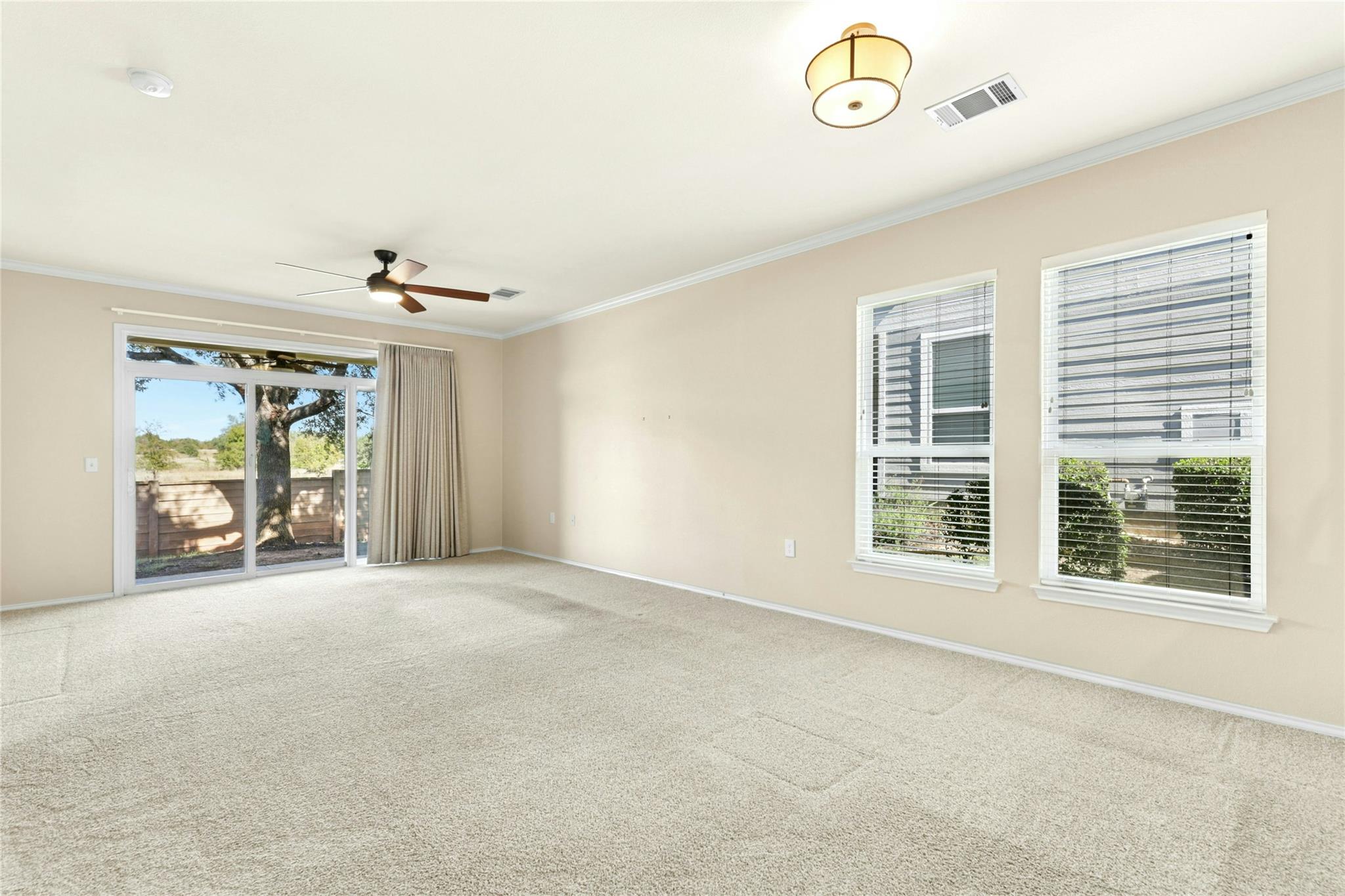 215 Bonham Loop Georgetown TX 78633