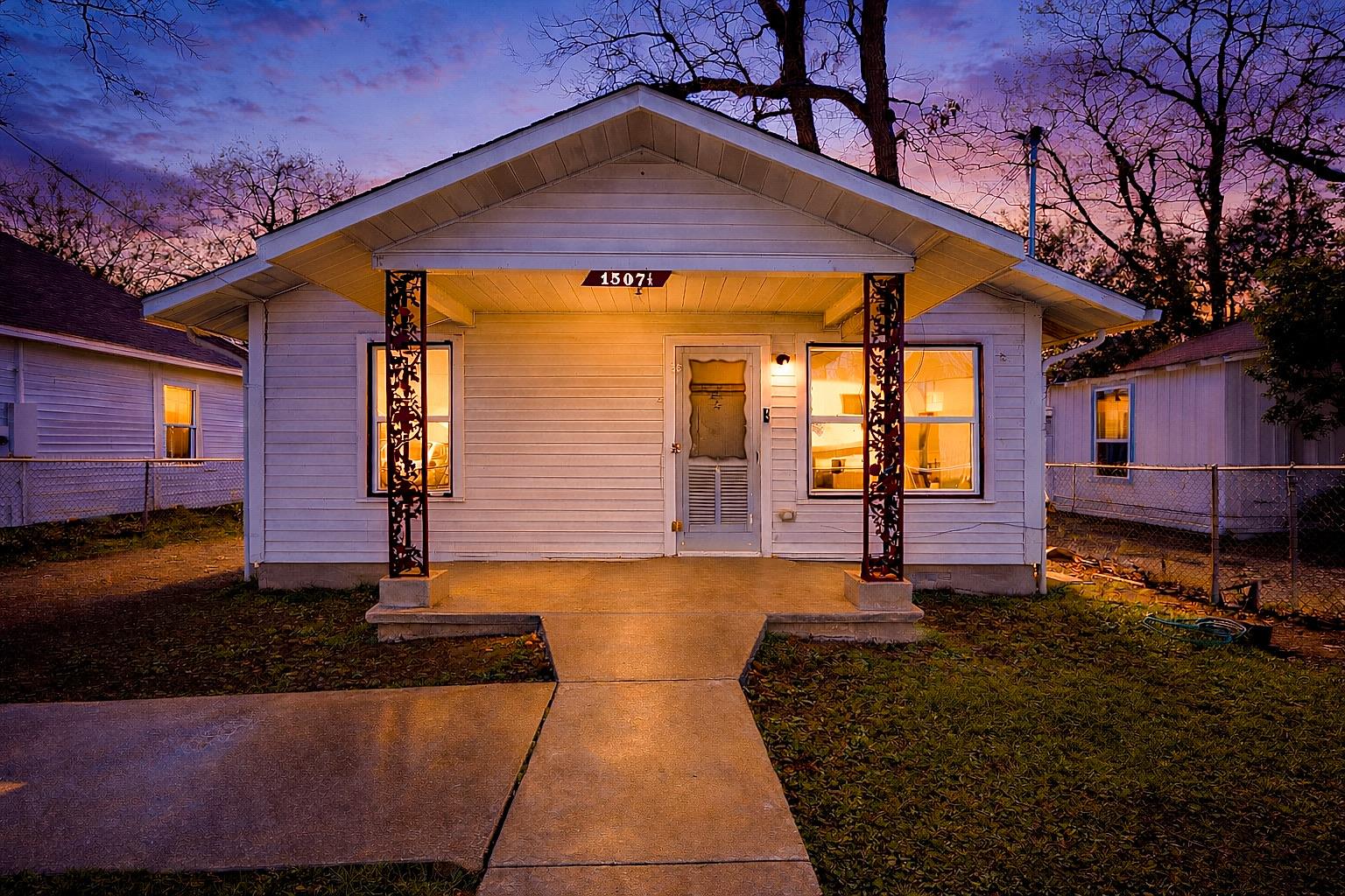 1507 1/2 Holly Street Austin TX 78702