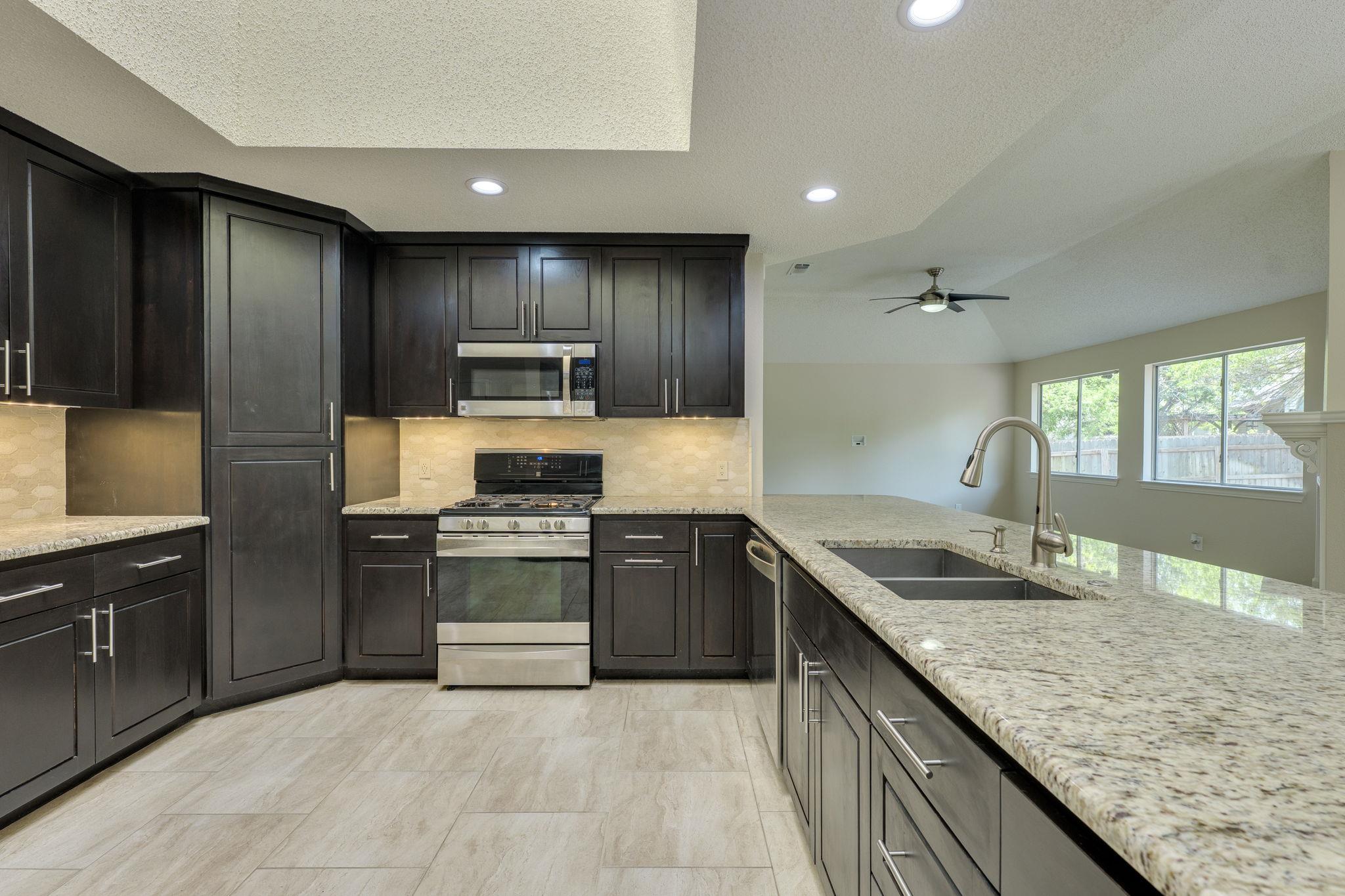 6613 Bramber Lane Austin TX 78754