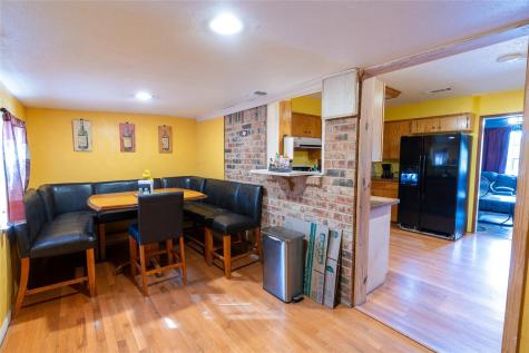 1114 Woodlawn Street Lockhart TX 78644