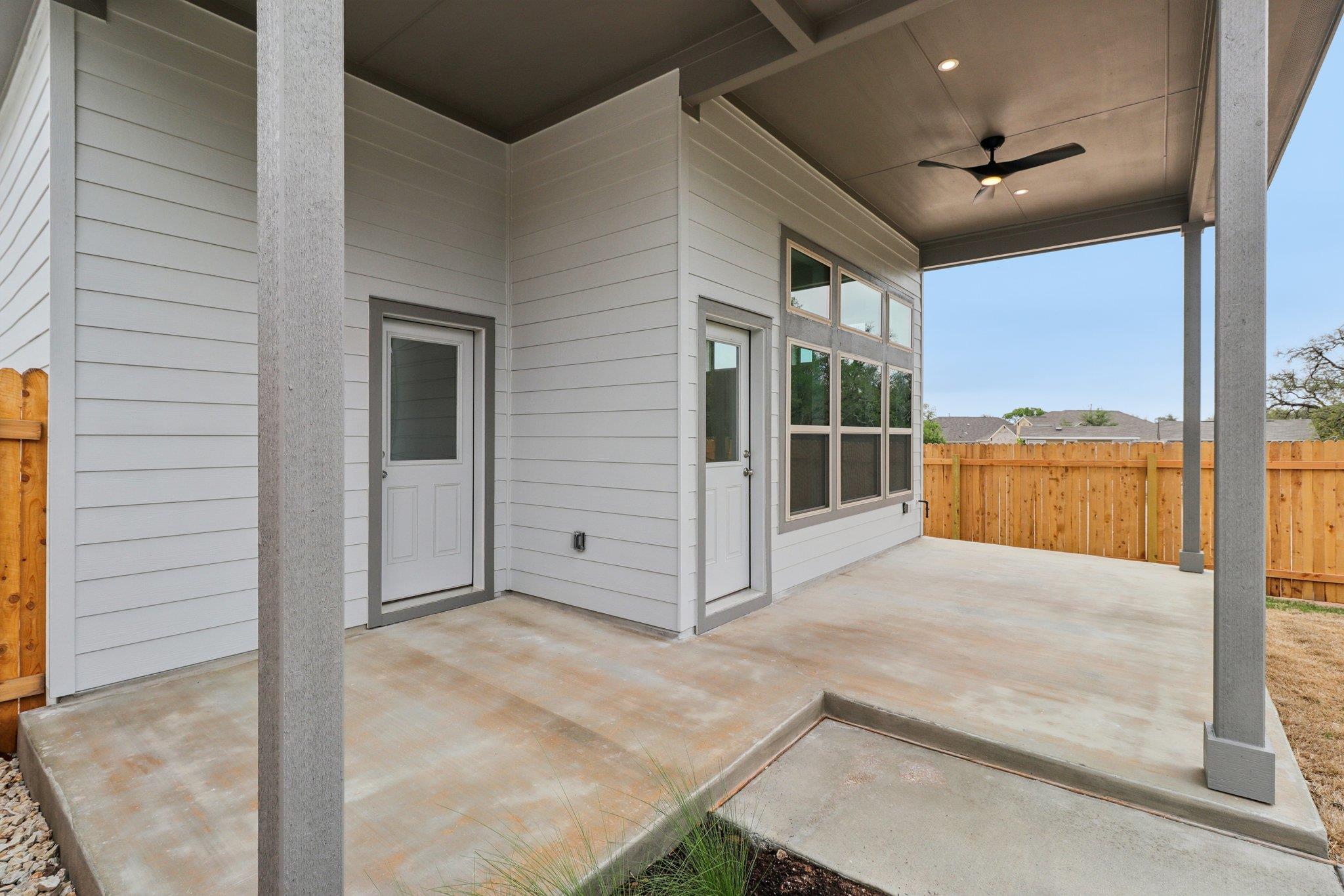 628 Treadwell Lane Kyle TX 78640