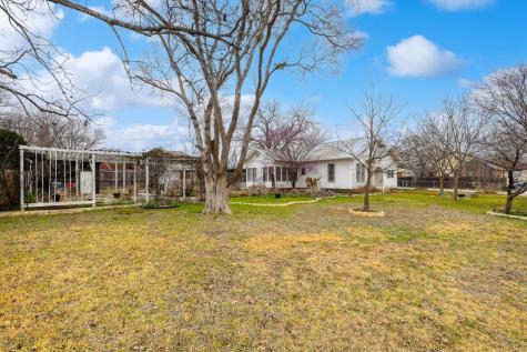 804 Main Street Liberty Hill TX 78642