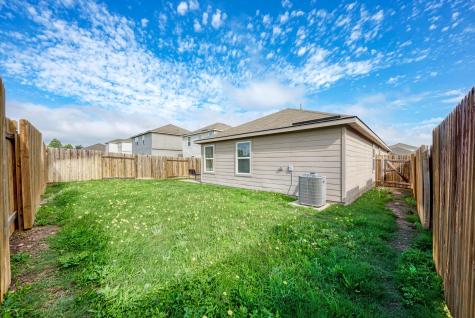 132 Maywood Lane Jarrell TX 76537