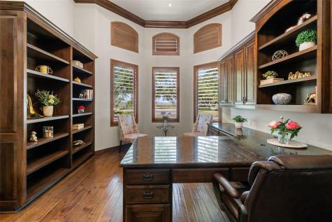 101 Hidden Hills Cove Spicewood TX 78669