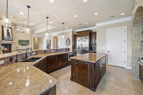 101 Hidden Hills Cove Spicewood TX 78669