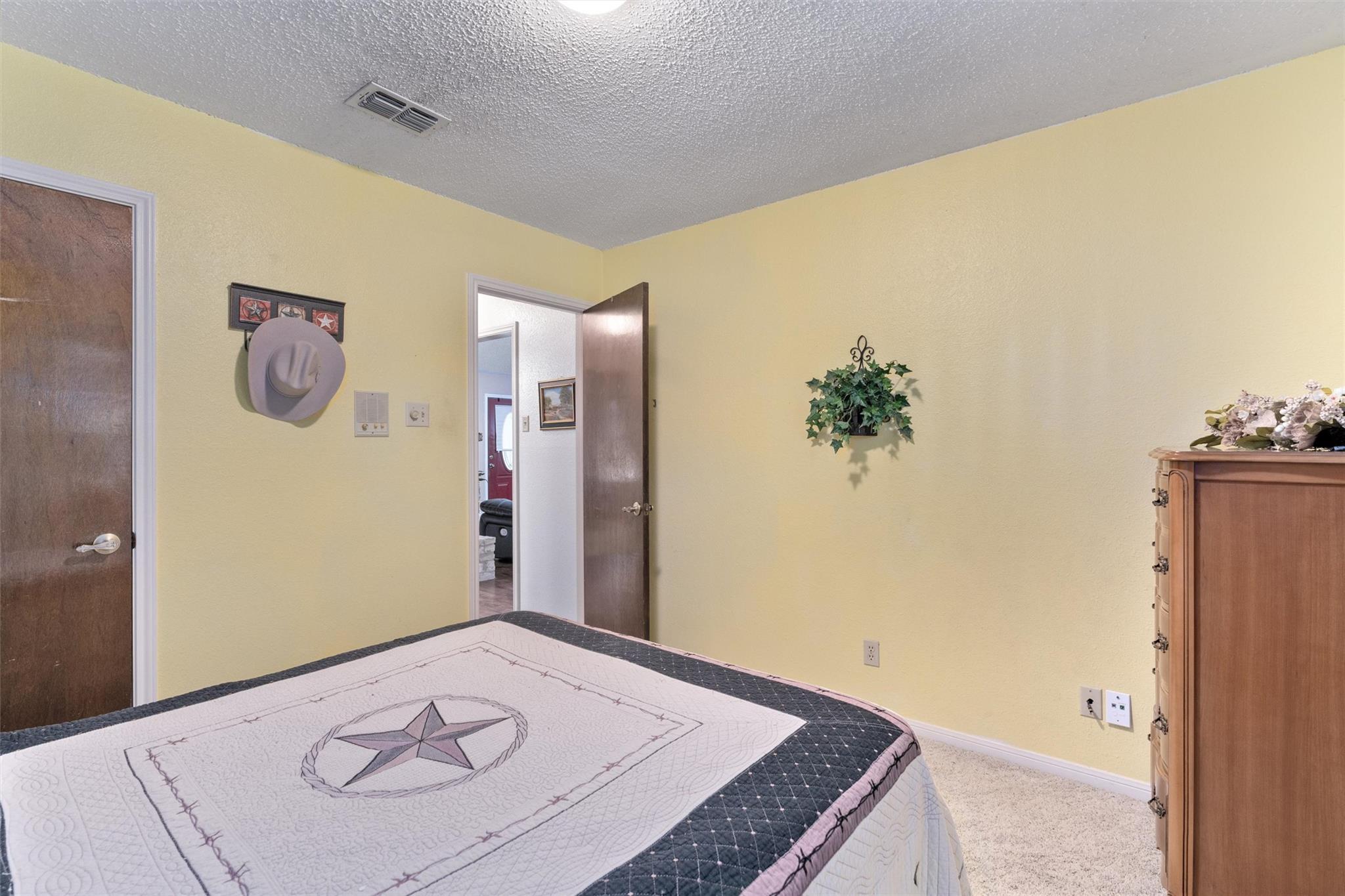 401 Drake Lane Taylor TX 76574