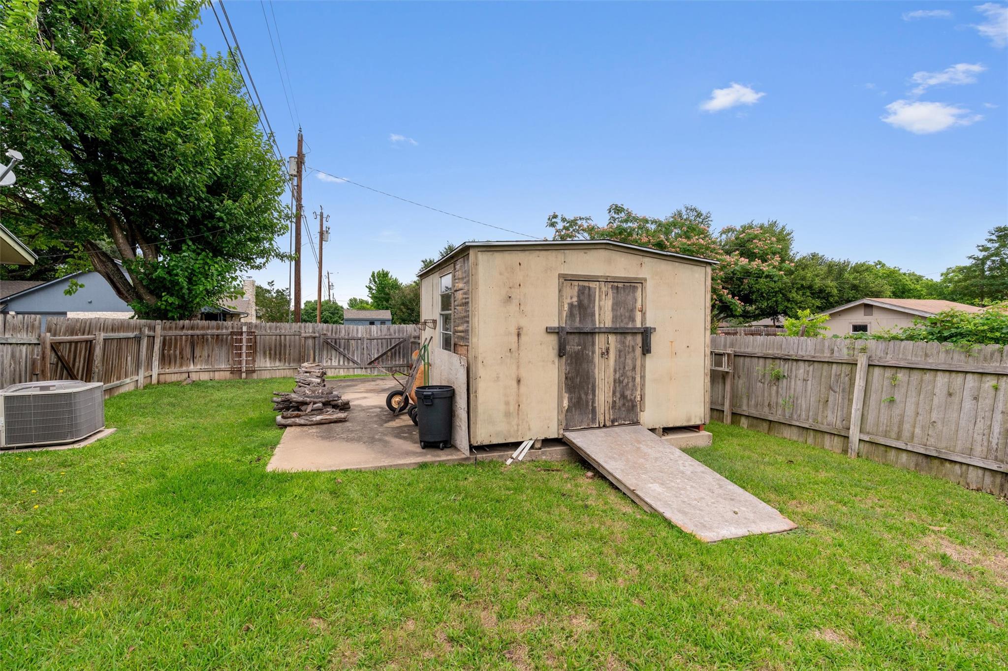 401 Drake Lane Taylor TX 76574