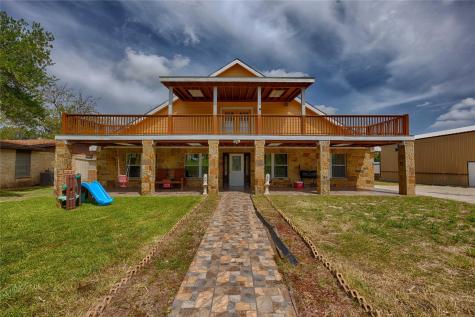 113 Thiele Drive Yoakum TX 77995