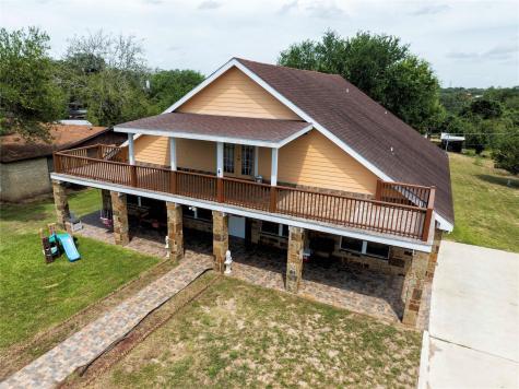 113 Thiele Drive Yoakum TX 77995