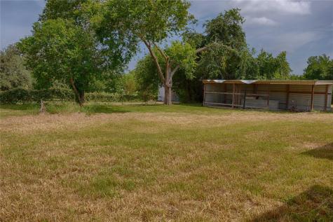 113 Thiele Drive Yoakum TX 77995