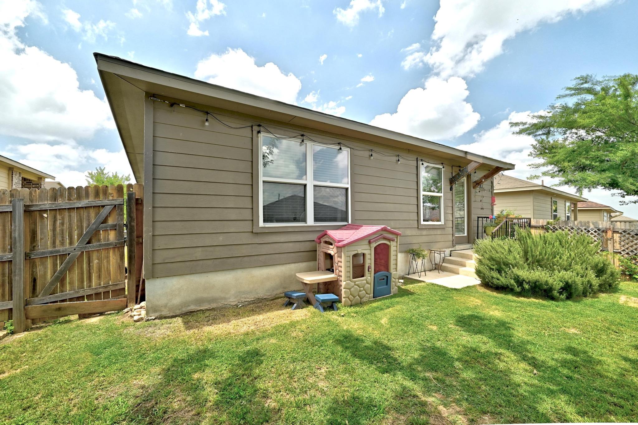 166 Tallow Trail San Marcos TX 78666