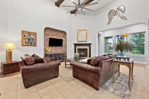 362 Wellington Drive Austin TX 78737