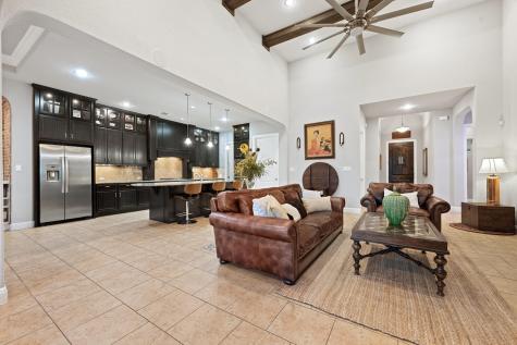 362 Wellington Drive Austin TX 78737