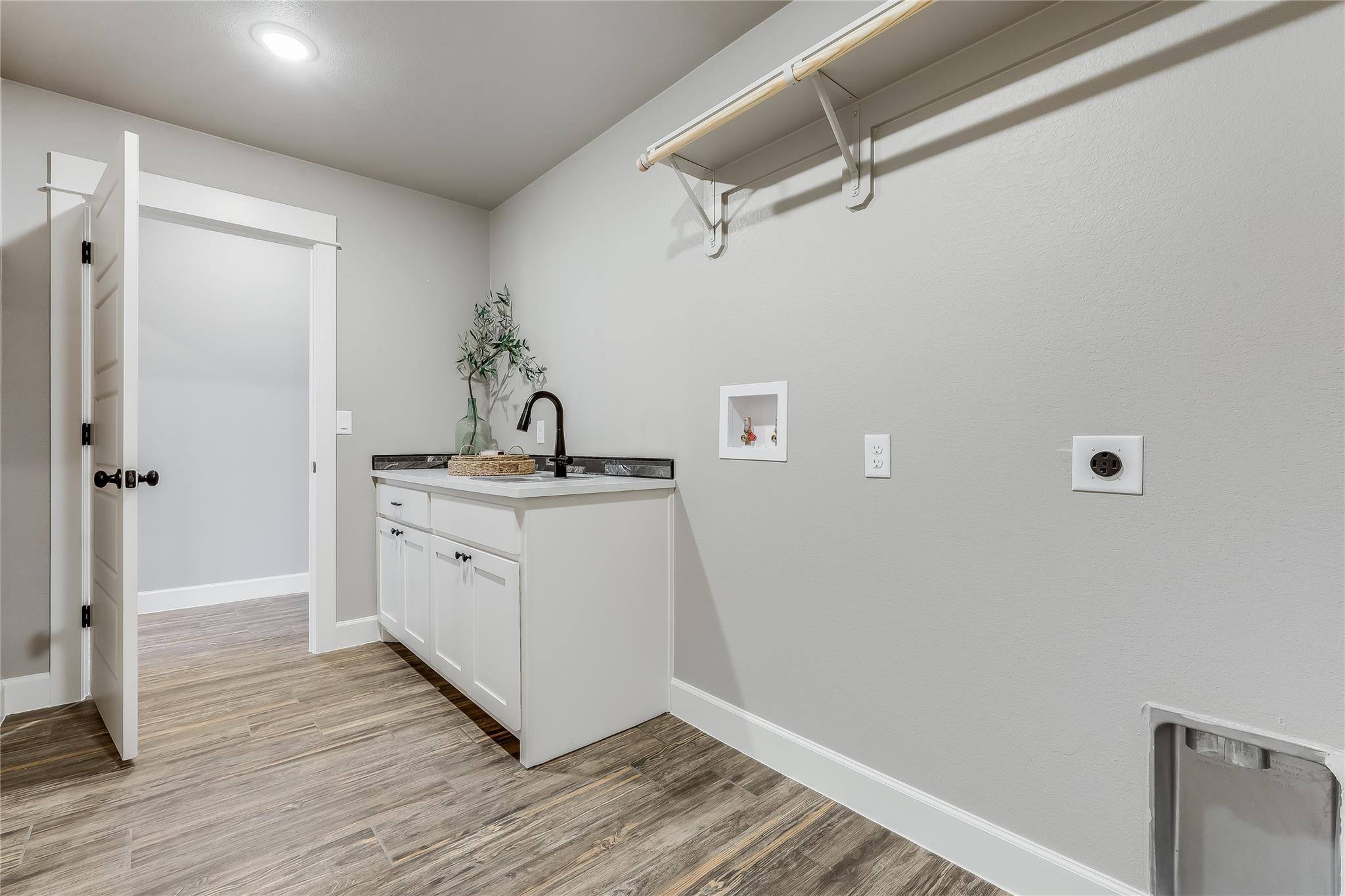 2502 Truman Drive Lago Vista TX 78645