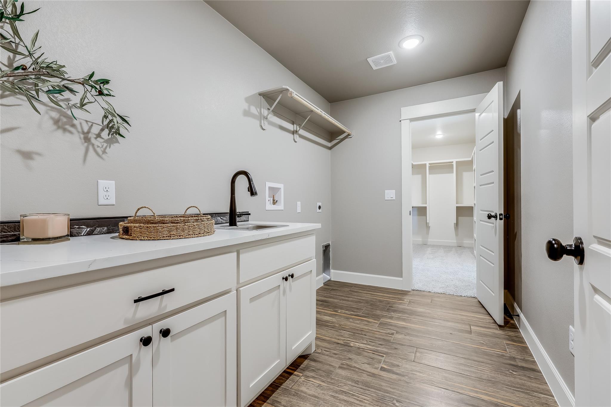 2502 Truman Drive Lago Vista TX 78645