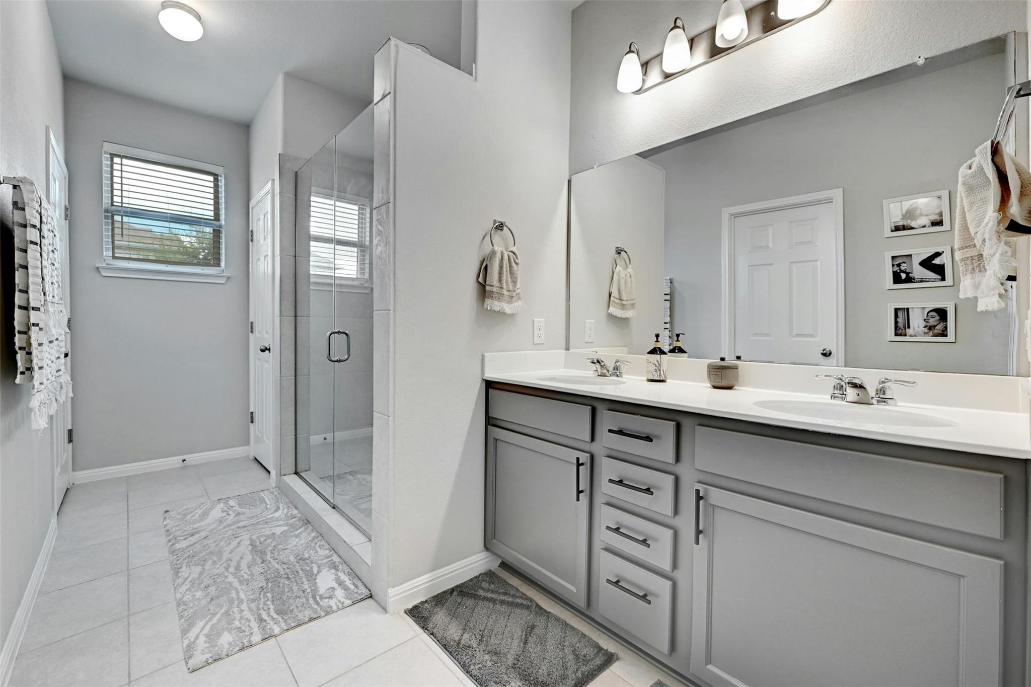 11904 Farrier Lane Austin TX 78748
