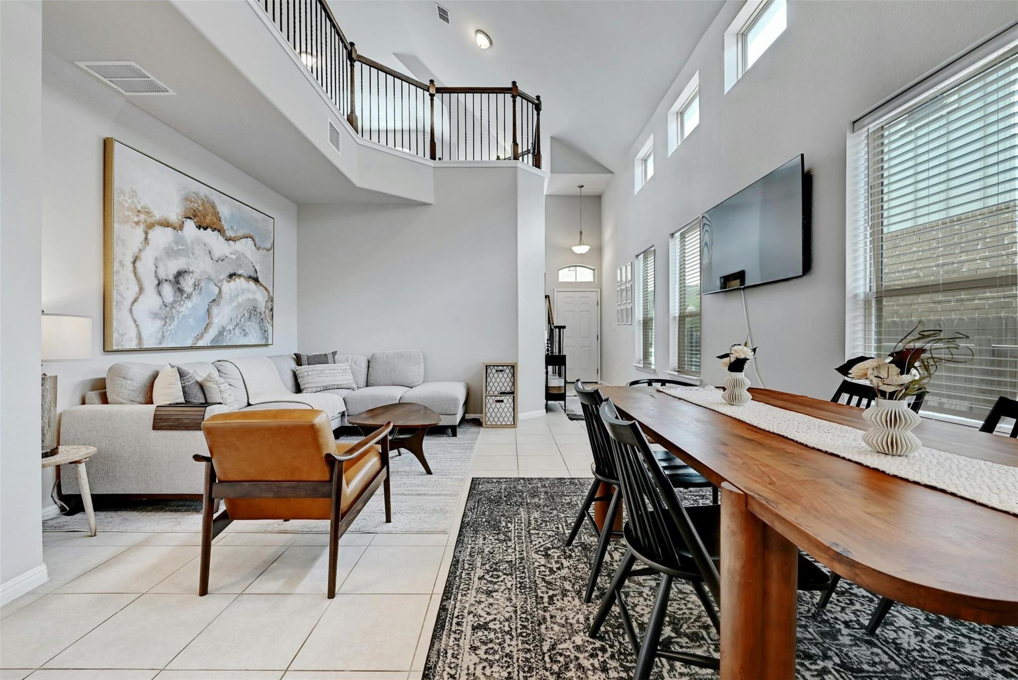 11904 Farrier Lane Austin TX 78748