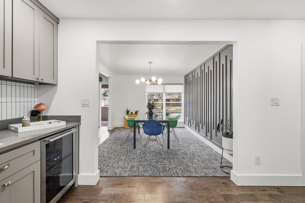 9421 Spring Hollow Drive Austin TX 78750