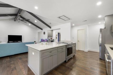 9421 Spring Hollow Drive Austin TX 78750