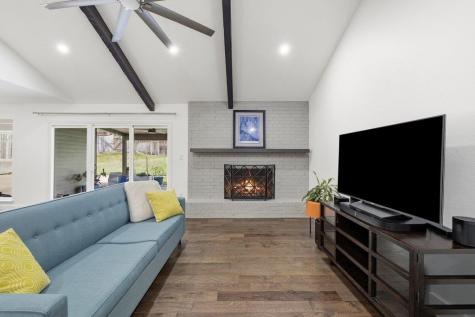 9421 Spring Hollow Drive Austin TX 78750