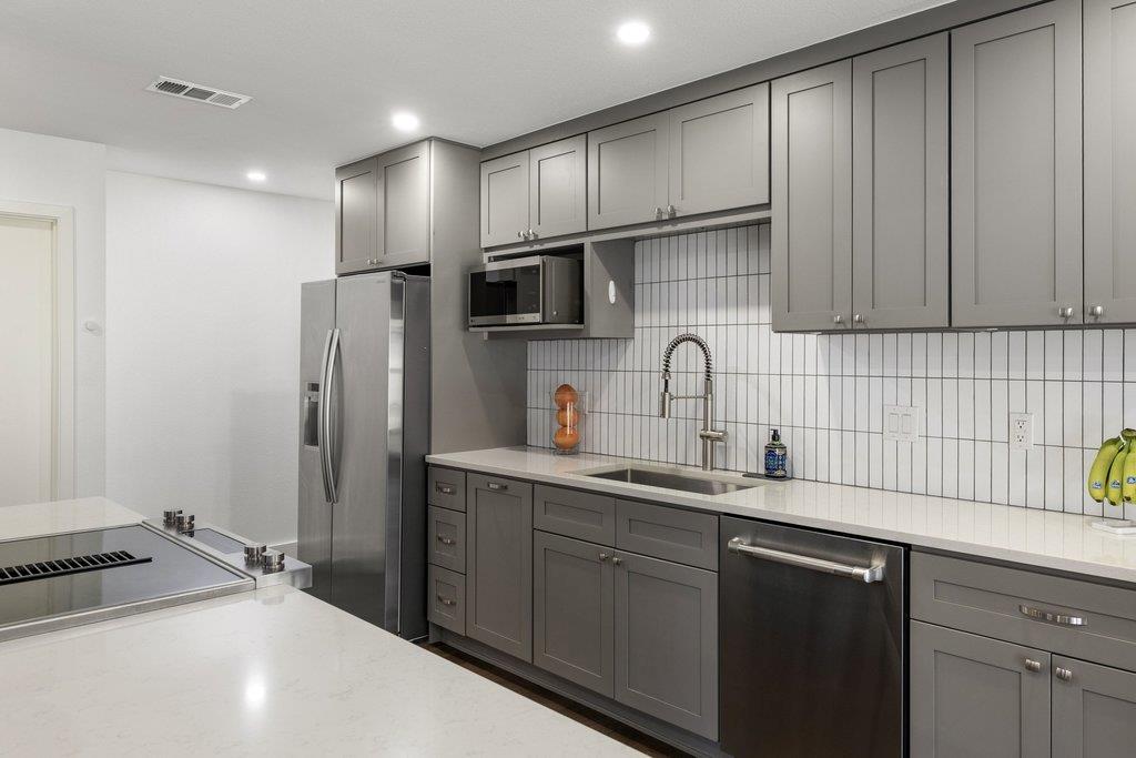 9421 Spring Hollow Drive Austin TX 78750