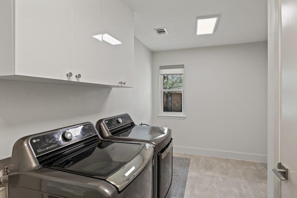 9421 Spring Hollow Drive Austin TX 78750