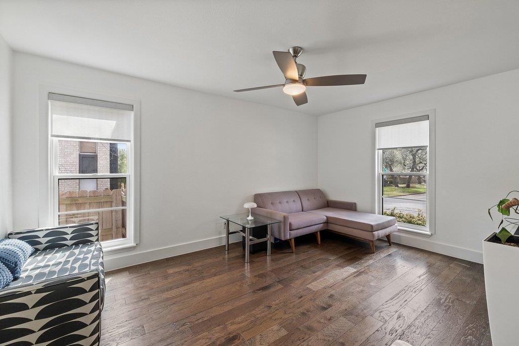 9421 Spring Hollow Drive Austin TX 78750