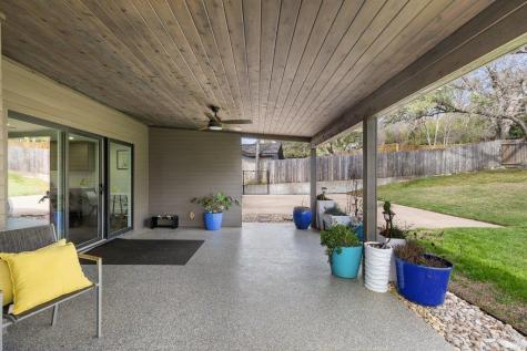 9421 Spring Hollow Drive Austin TX 78750