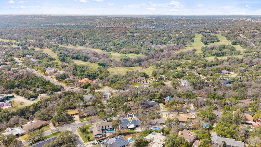 9421 Spring Hollow Drive Austin TX 78750