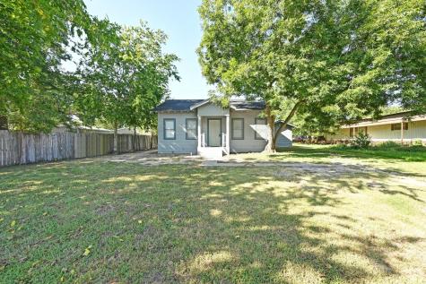 513 San Marcos Highway Luling TX 78648