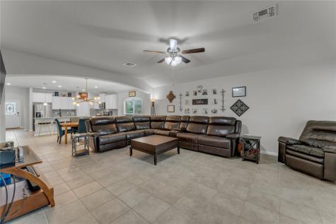 132 Cinnamon Loop Burnet TX 78611
